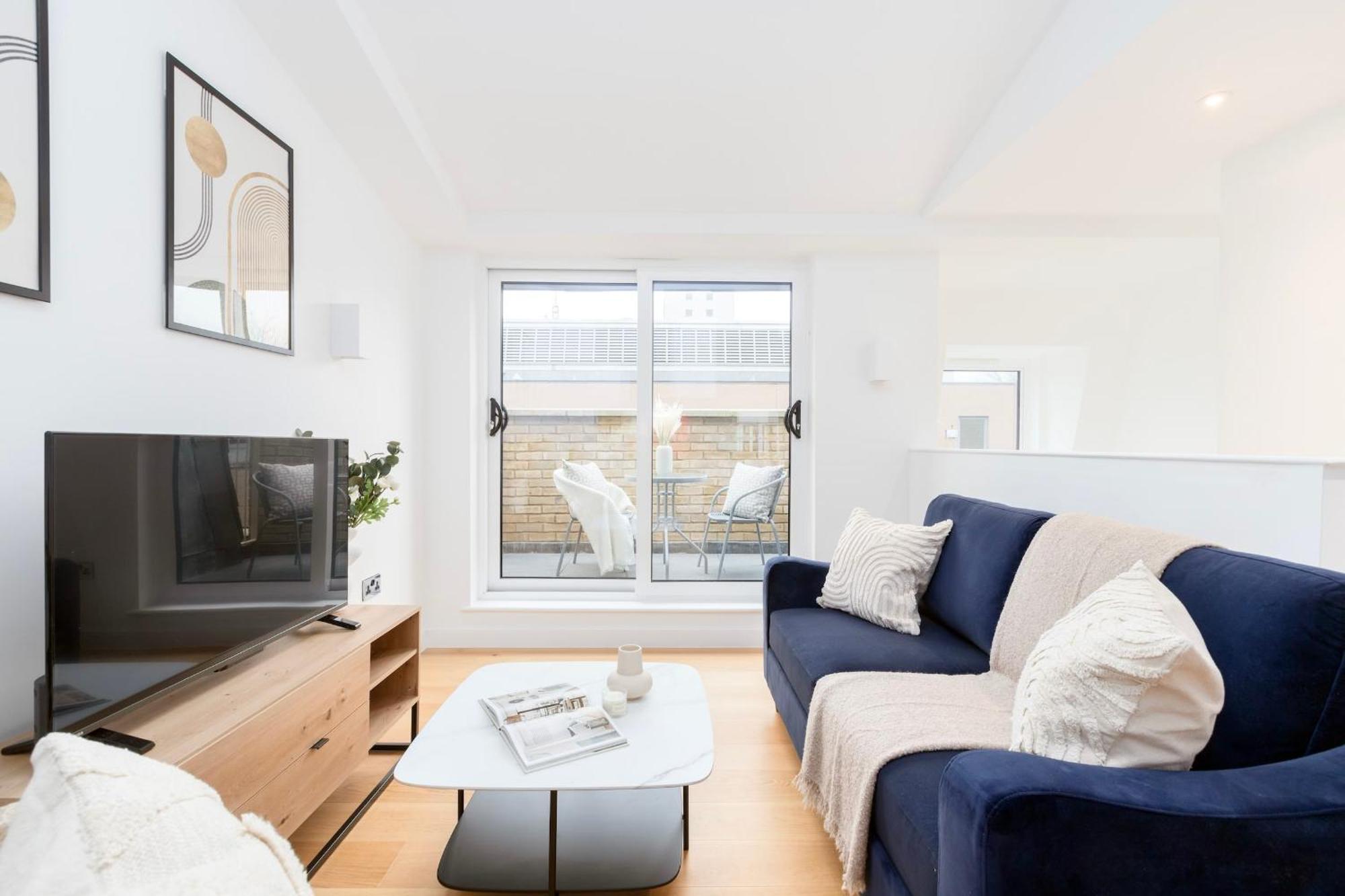 Fitzrovia & Soho - 2Br With Balcony - Cityapartmentstay London Eksteriør billede